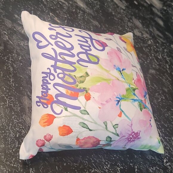BRAND NEW MULTILOVELY FLORA HAPPY MOTHER'S DAY PILLOW - Picture 6 of 12